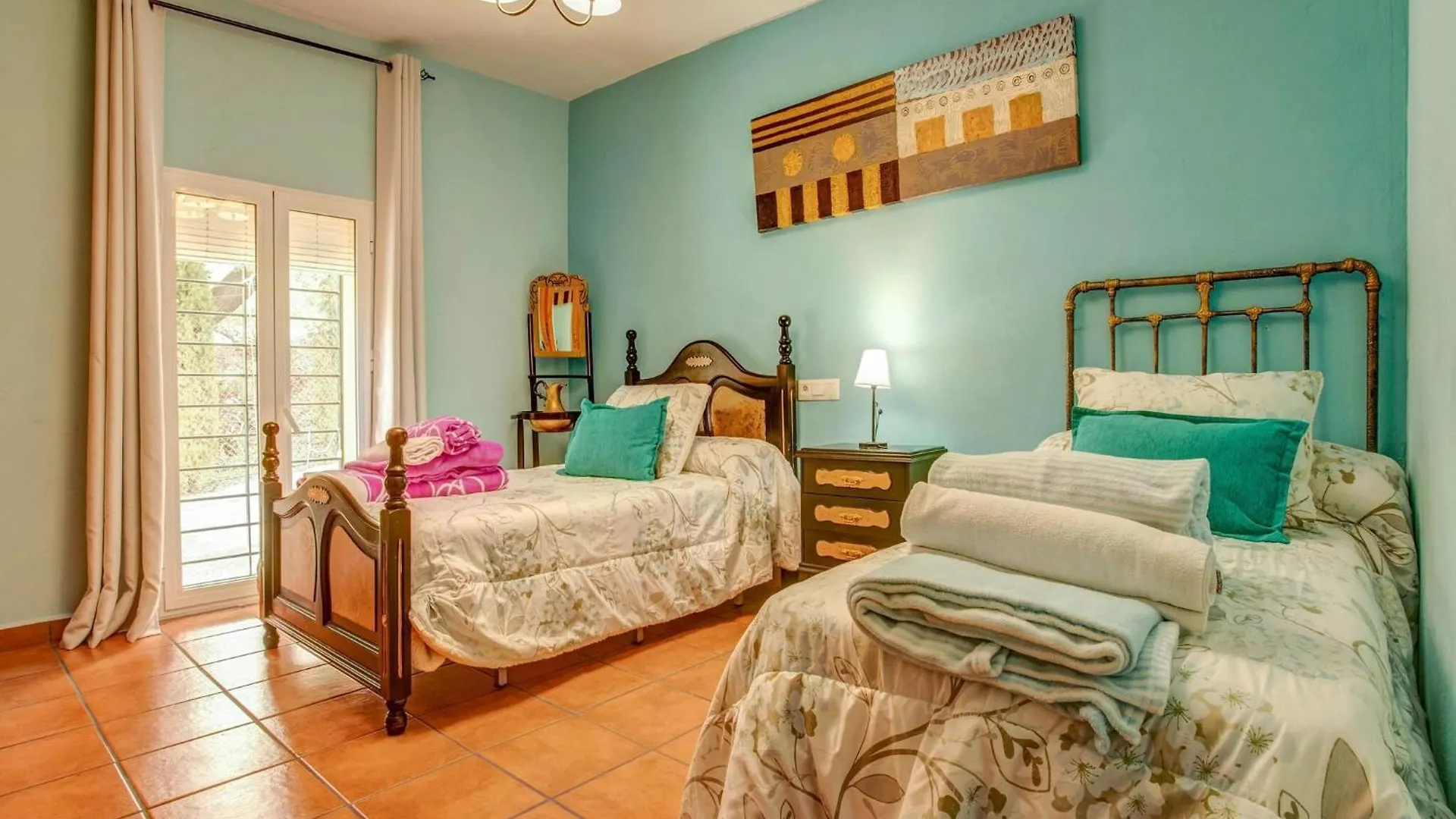 Cosy Holiday Home In Villanueva De Tapia With Garden