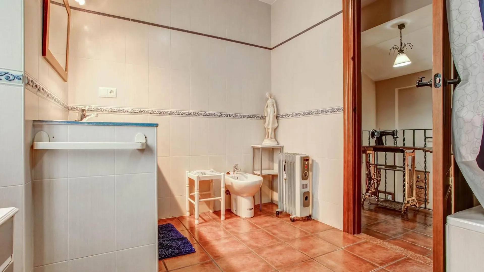 Cosy Holiday Home In Villanueva De Tapia With Garden 0*,  Spain