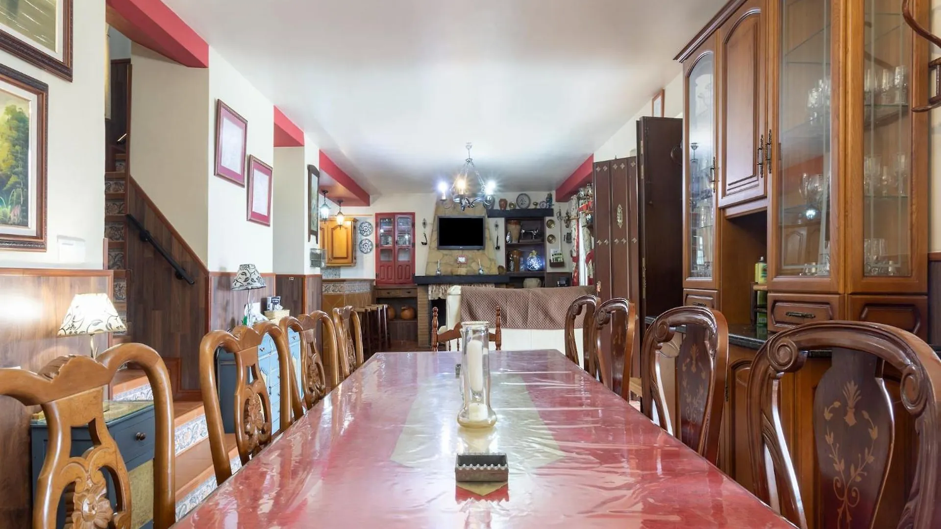Cosy Holiday Home In Villanueva De Tapia With Garden