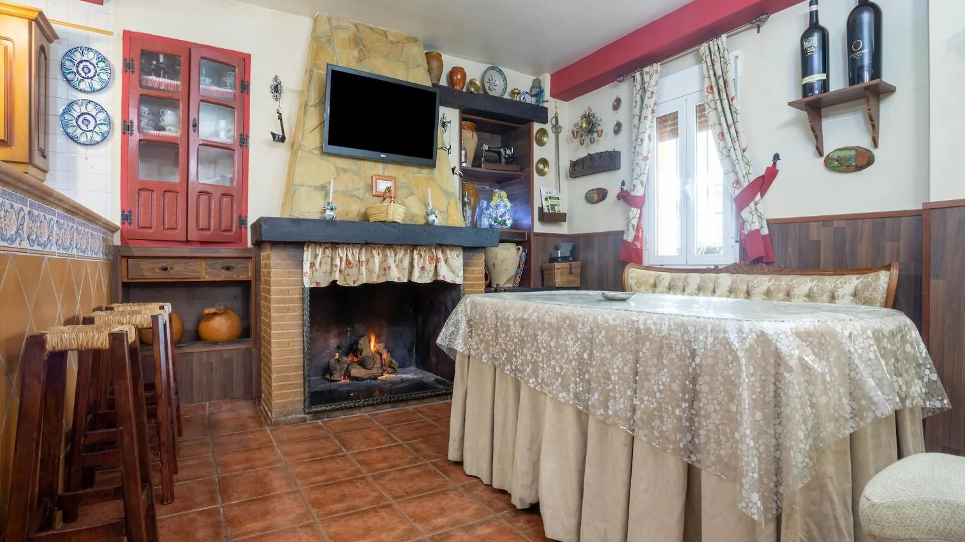 Cosy Holiday Home In Villanueva De Tapia With Garden Spain